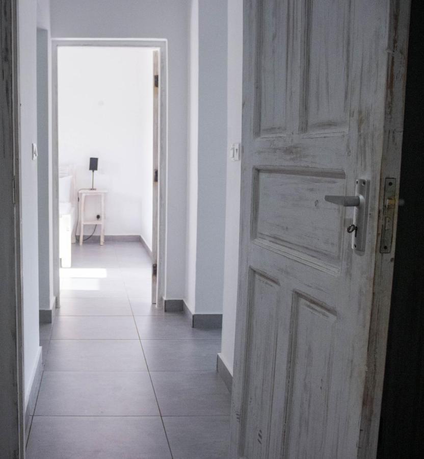 4 U Luxury Bungalows Diani Diani Beach Dış mekan fotoğraf