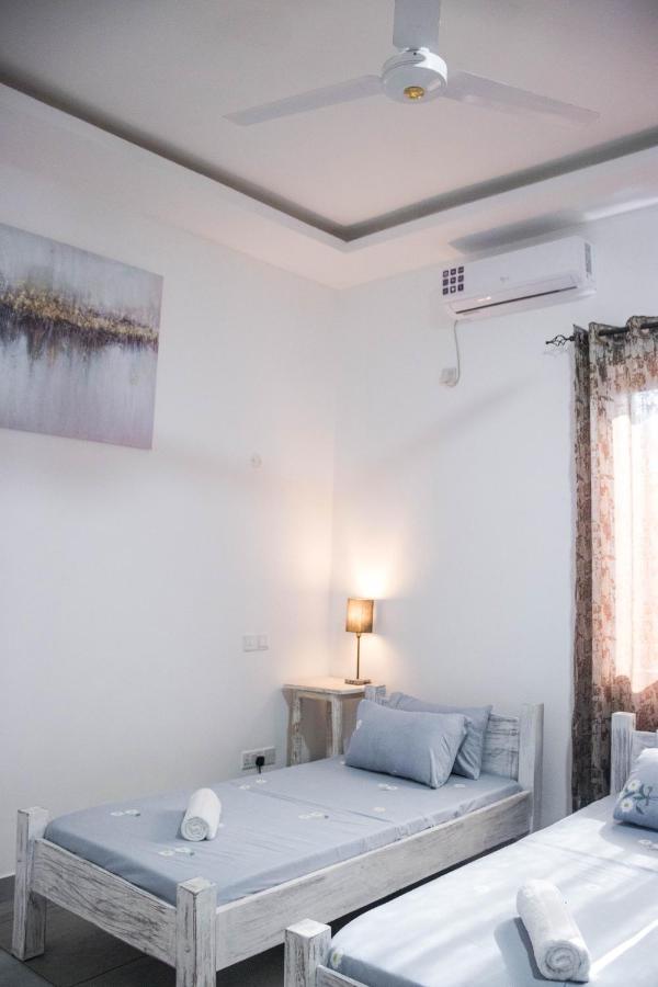 4 U Luxury Bungalows Diani Diani Beach Dış mekan fotoğraf